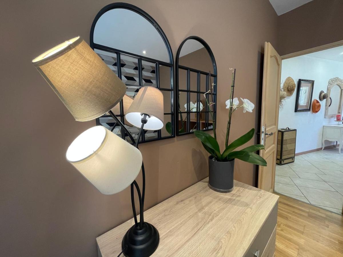 Le Calme De La Garrigue Bed & Breakfast Russan Luaran gambar