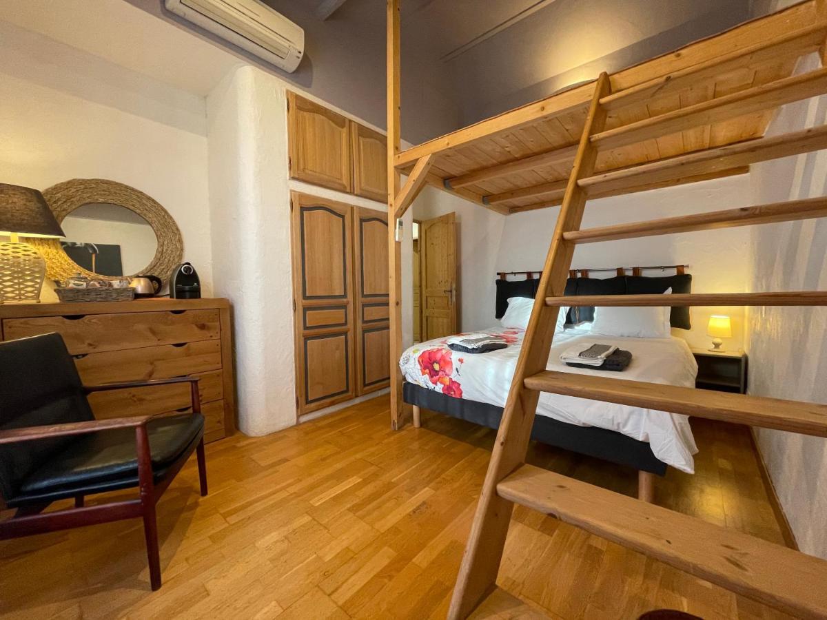 Le Calme De La Garrigue Bed & Breakfast Russan Luaran gambar