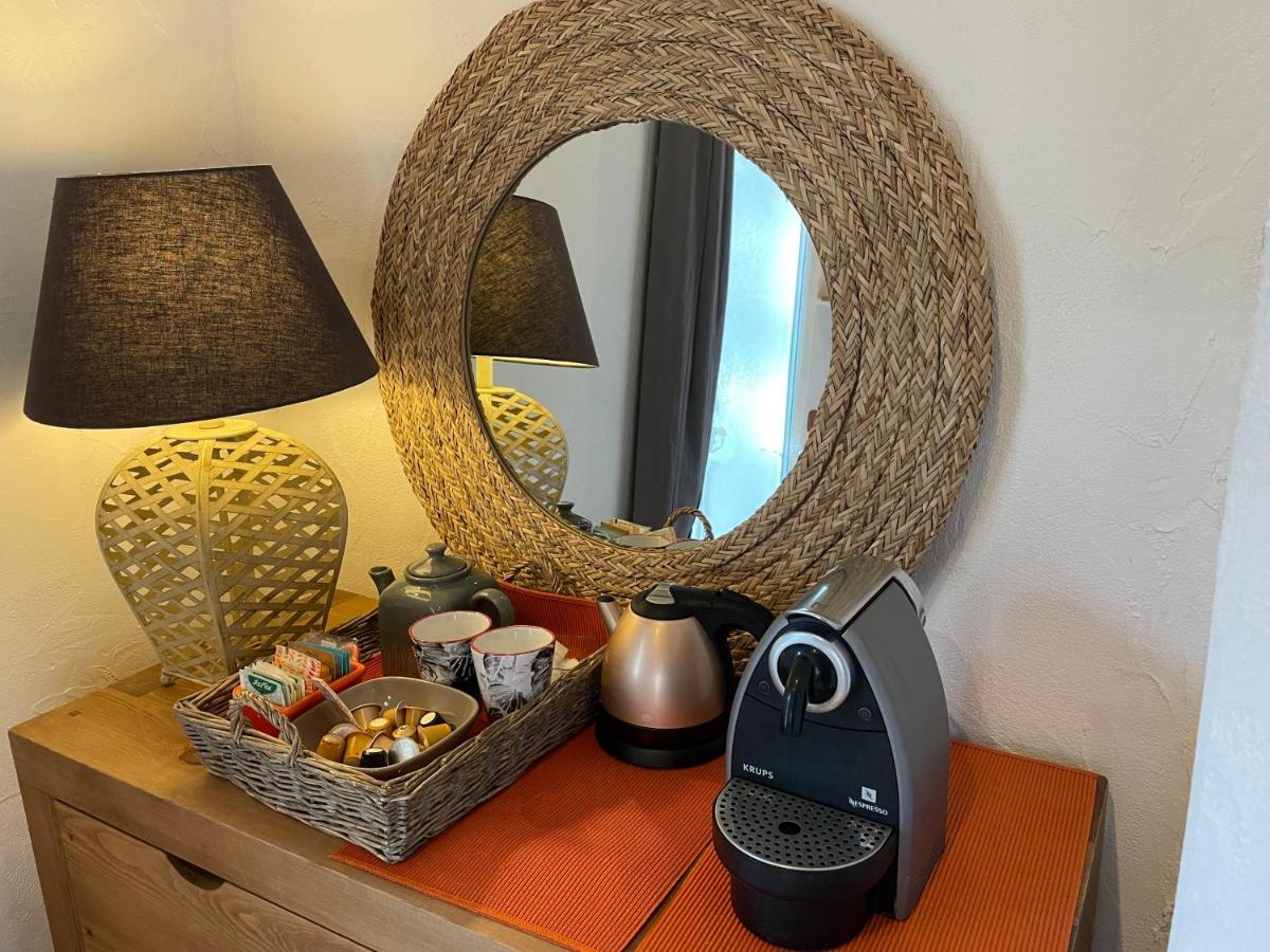 Le Calme De La Garrigue Bed & Breakfast Russan Luaran gambar