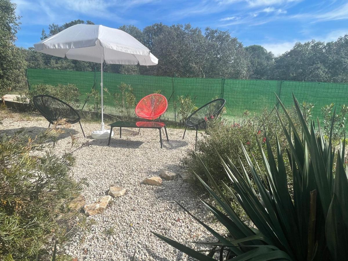 Le Calme De La Garrigue Bed & Breakfast Russan Luaran gambar