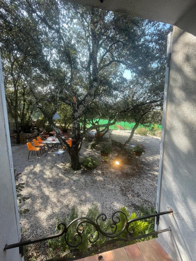 Le Calme De La Garrigue Bed & Breakfast Russan Luaran gambar