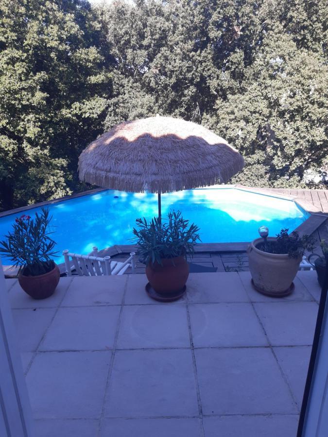 Le Calme De La Garrigue Bed & Breakfast Russan Luaran gambar