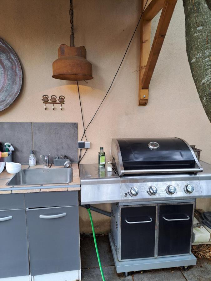 Le Calme De La Garrigue Bed & Breakfast Russan Luaran gambar